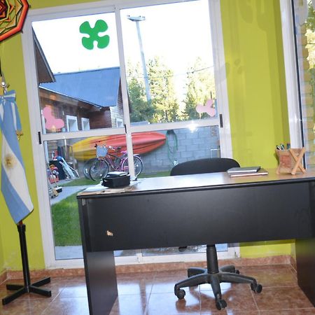 Hostel El Viajante Los Antiguos Bagian luar foto