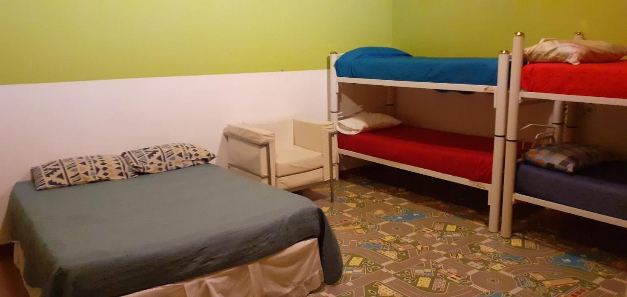 Hostel El Viajante Los Antiguos Bagian luar foto