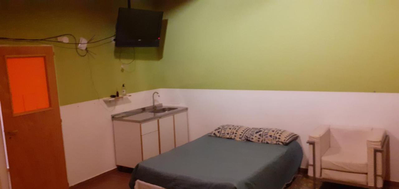 Hostel El Viajante Los Antiguos Bagian luar foto