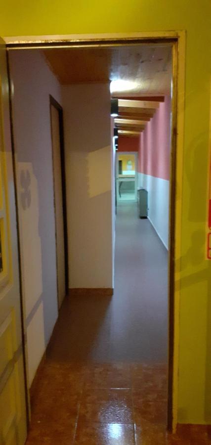 Hostel El Viajante Los Antiguos Bagian luar foto