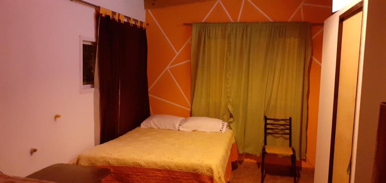 Hostel El Viajante Los Antiguos Bagian luar foto