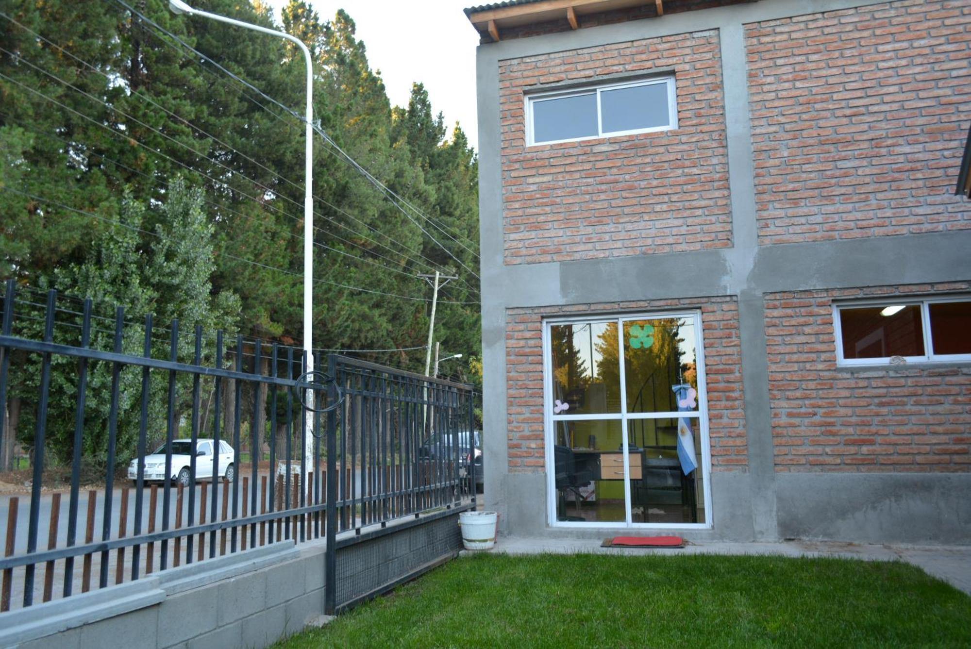 Hostel El Viajante Los Antiguos Bagian luar foto